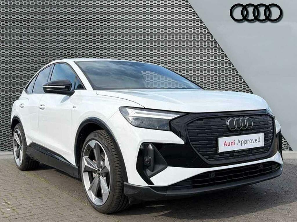 Audi Q4 E Tron Q4 Sportback Black Edition 45 E-tron 210,00 Kw White