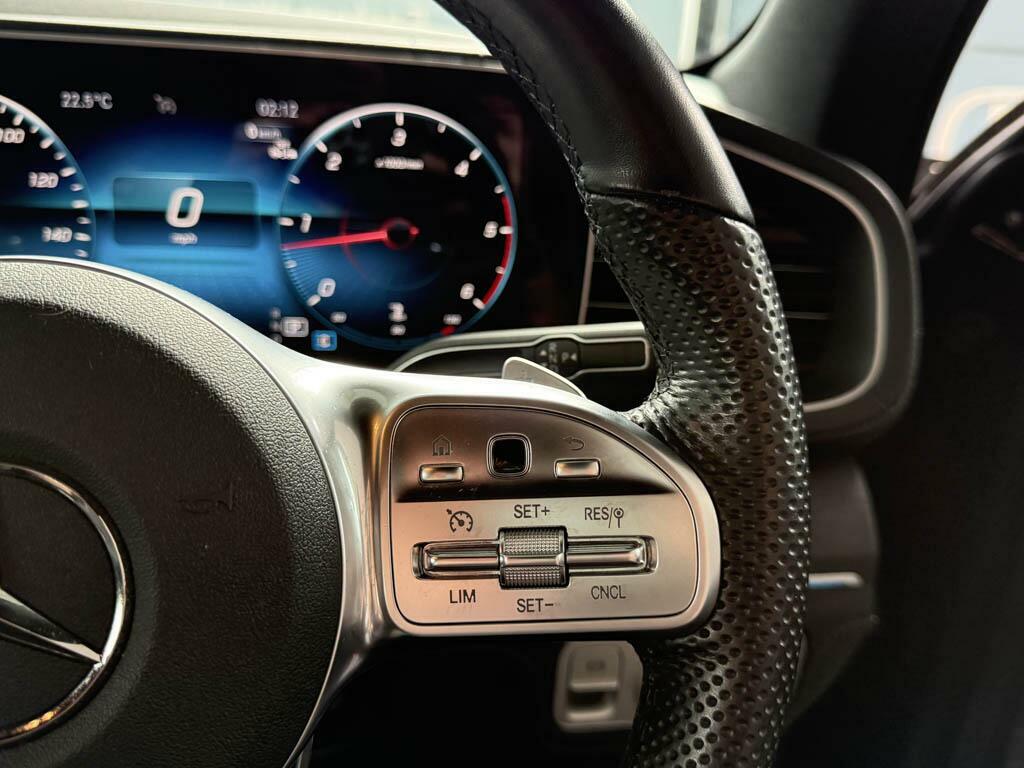 Mercedes-Benz GLE Class Gle 400 D 4Matic Amg Line Premium 7 Seat KN23ZCX Black #4