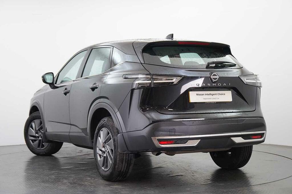 Nissan Qashqai 1.3 Dig-t Mh 158 Acenta Premium X-tronic With Black #3