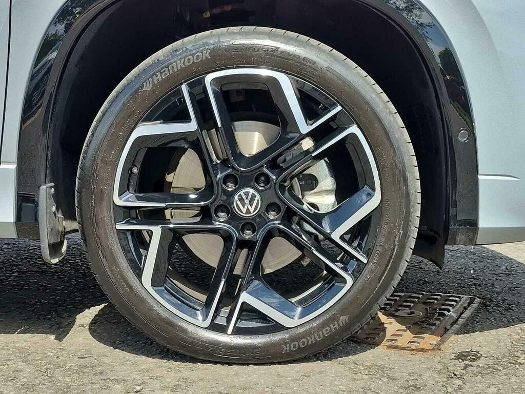 Volkswagen Tayron R-line 1.5 Tsi Ehybrid 272 Ps 6-Speed Dsg Silver #5