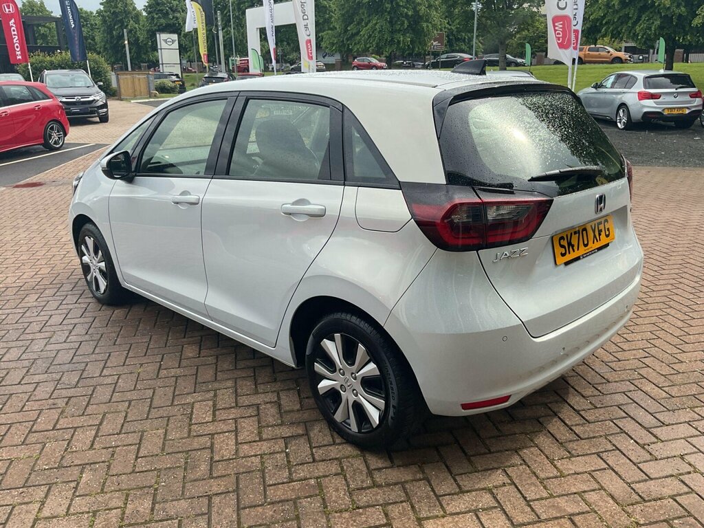 Honda Jazz 1.5 H I-mmd Sr Ecvt Euro 6 Ss White #4