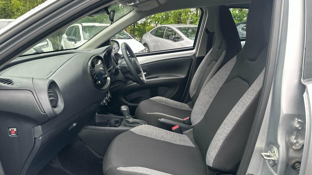 Toyota Aygo X 1.0 Vvt-i Pure X-shift Euro 6 Ss Silver #5