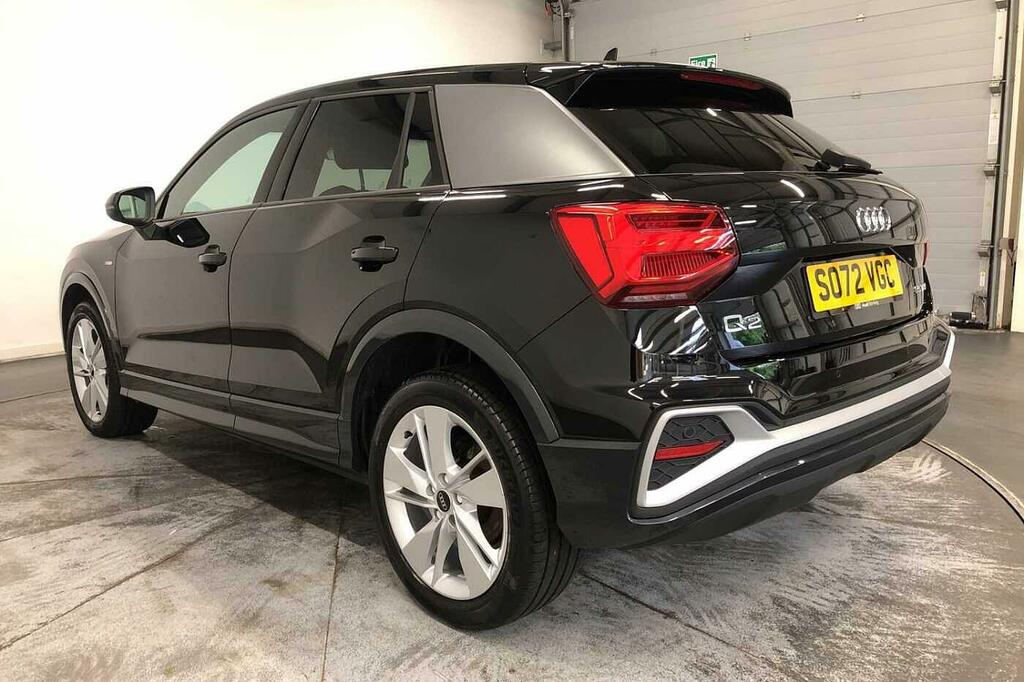 Audi Q2 S Line 35 Tfsi 150 Ps 6-Speed SO72VGC Black #3