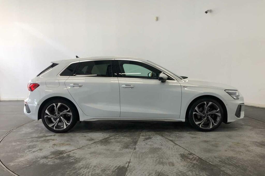 Audi A3 S Line 30 Tfsi 110 Ps S Tronic SN23LMS White #4