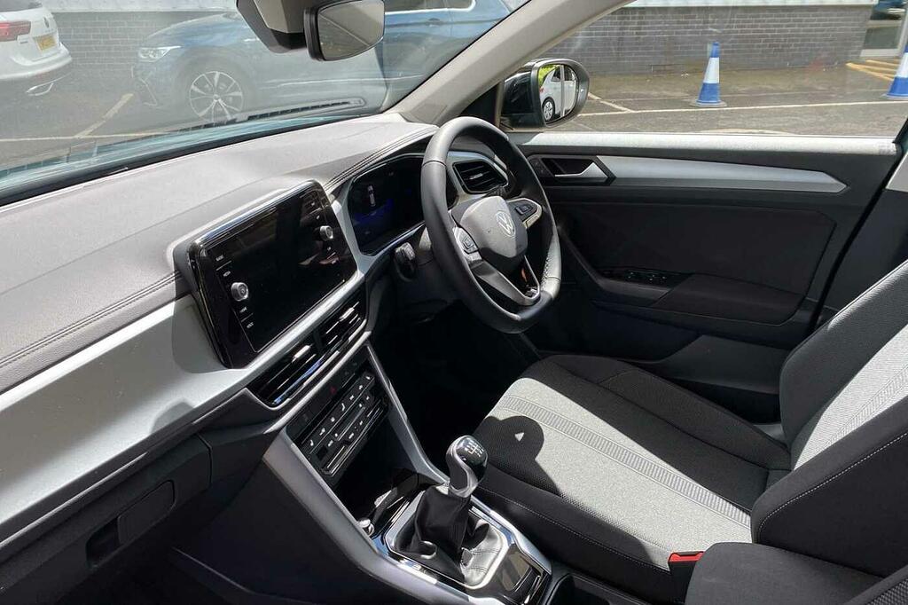 Volkswagen T-Roc 1.0 Tsi 115 Life SL26EPK Blue #2