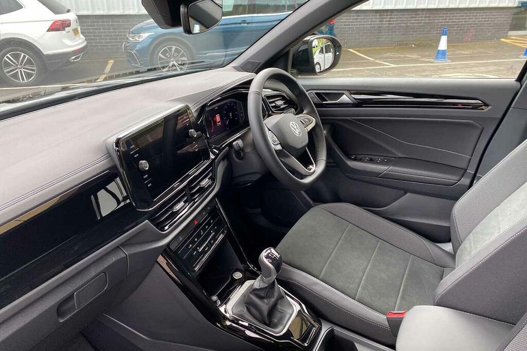 Volkswagen T-Roc 1.0 Tsi 115 Style Design SL26BHV Black #2