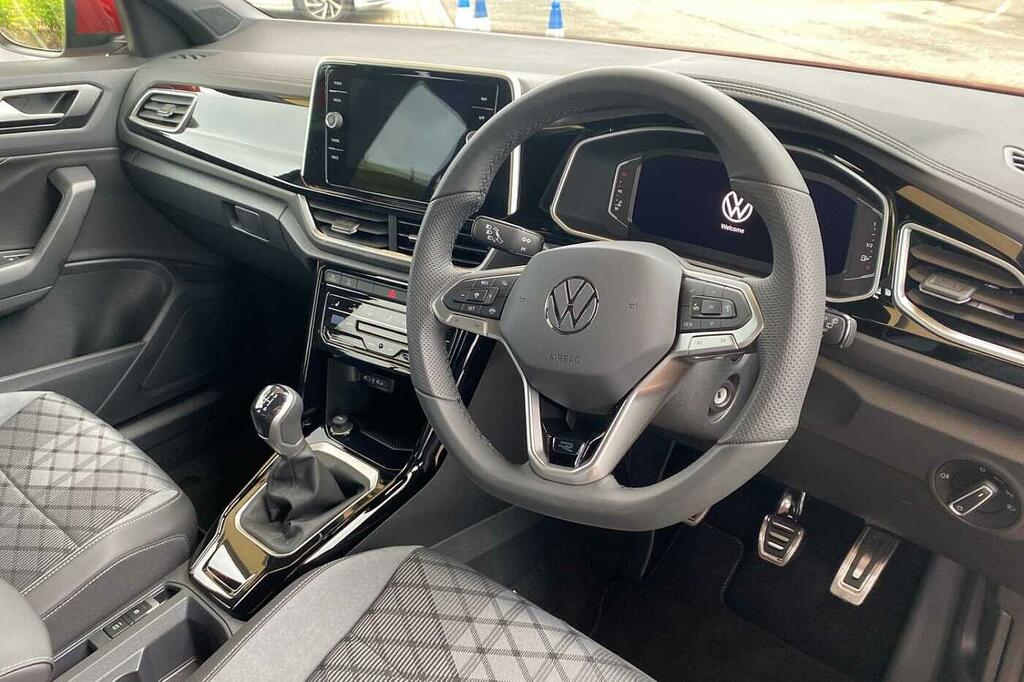 Volkswagen T-Roc 1.5 Tsi R-line SL26OZC Red #6