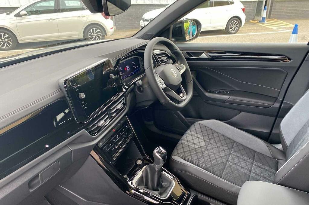 Volkswagen T-Roc 1.5 Tsi Black Edition Plus SL26UCJ Grey #2