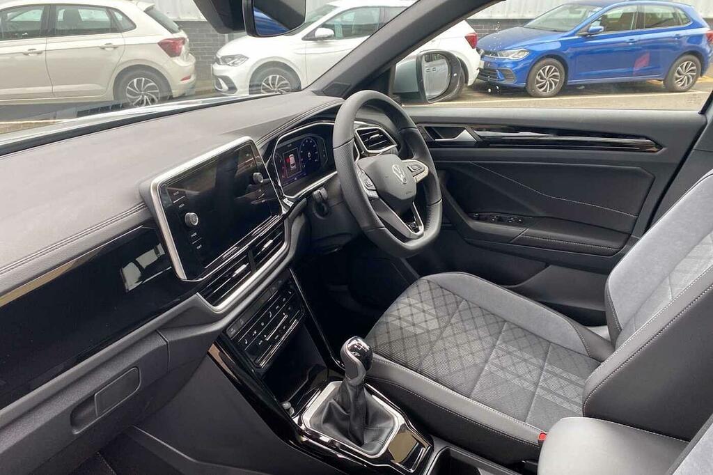 Volkswagen T-Roc 1.5 Tsi R-line SL26OWJ Silver #2
