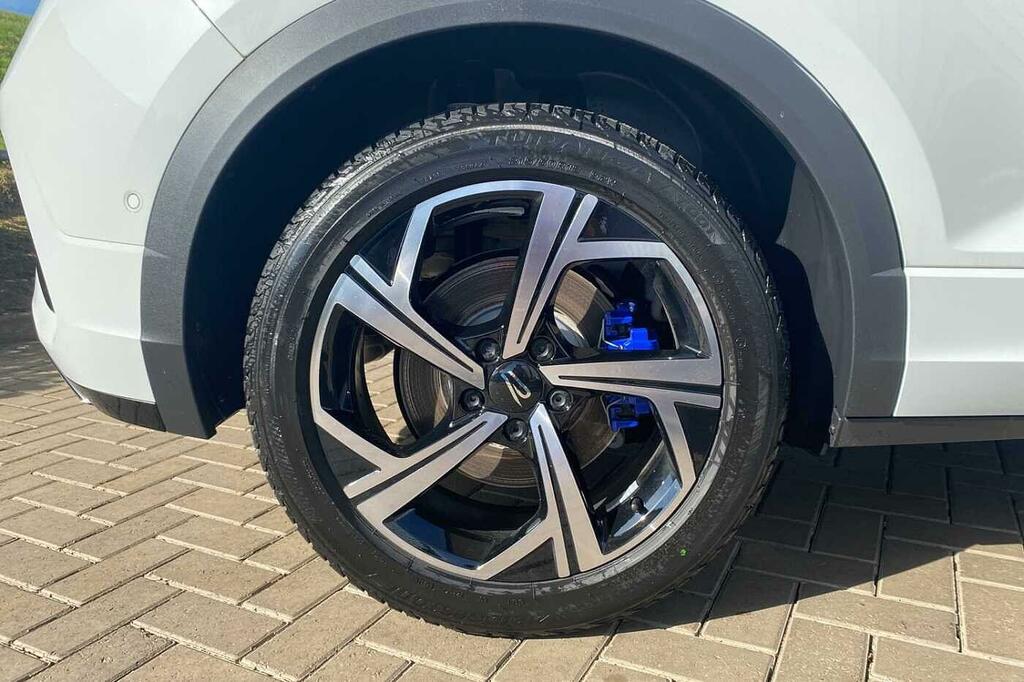 Volkswagen T-Roc 2.0 Tsi 300 4Motion R Dsg White #5