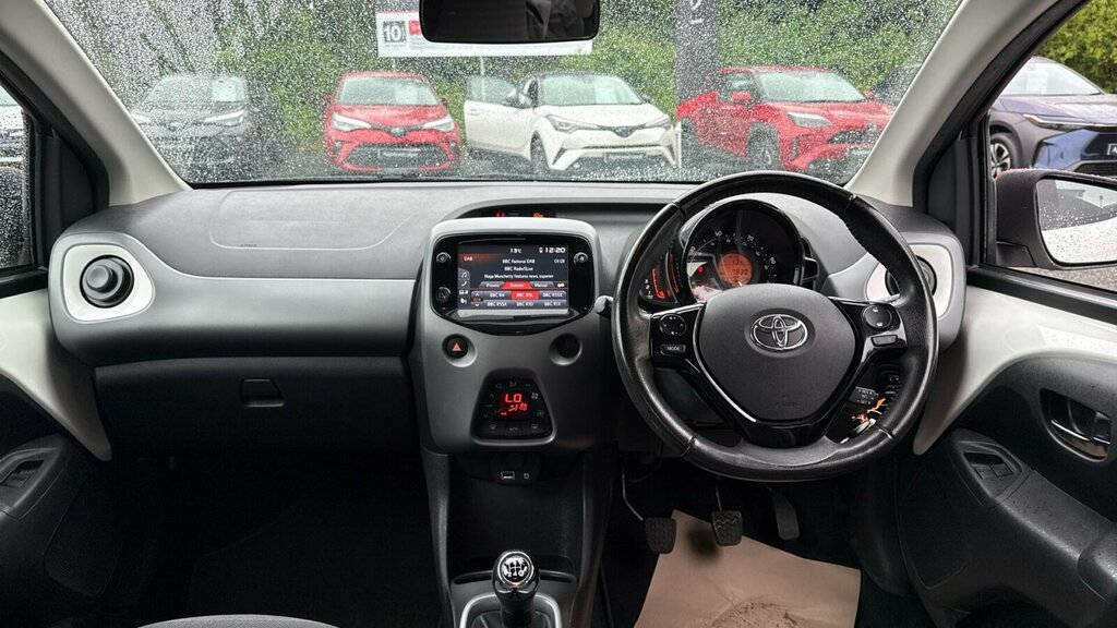 Toyota Aygo 1.0 Vvt-i X-trend Euro 6 SO19ULK White #6