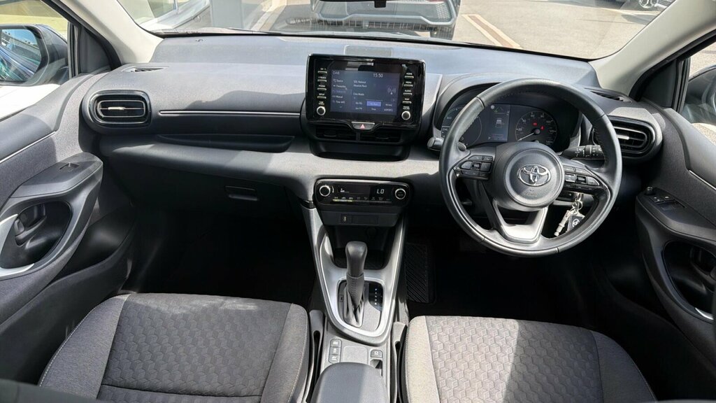 Toyota Yaris 1.5 Vvt-h Icon E-cvt Euro 6 Ss SM23WKJ Black #6