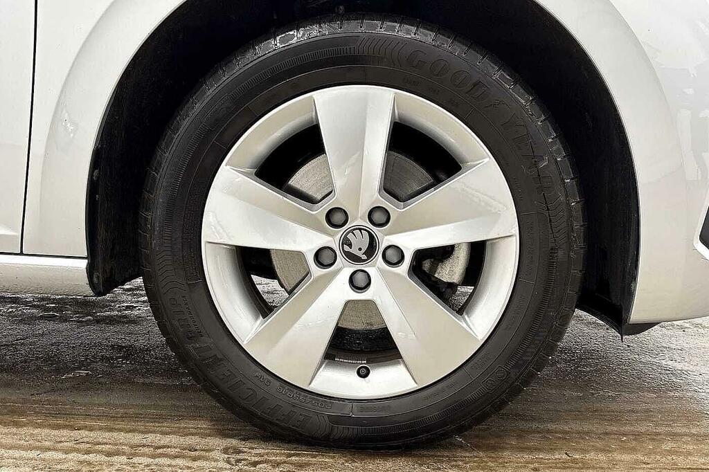 Skoda Scala 1.0 Tsi 116 Se Edition Dsg Silver #5