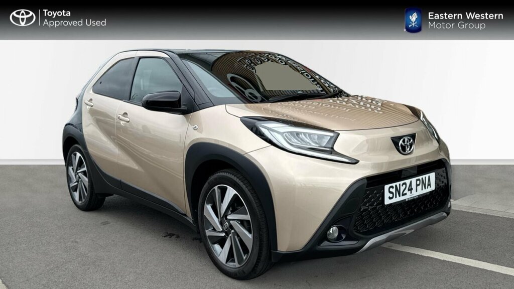 Toyota Aygo X 1.0 Vvt-i Exclusive Hatchback X-shift E SN24PNA Beige