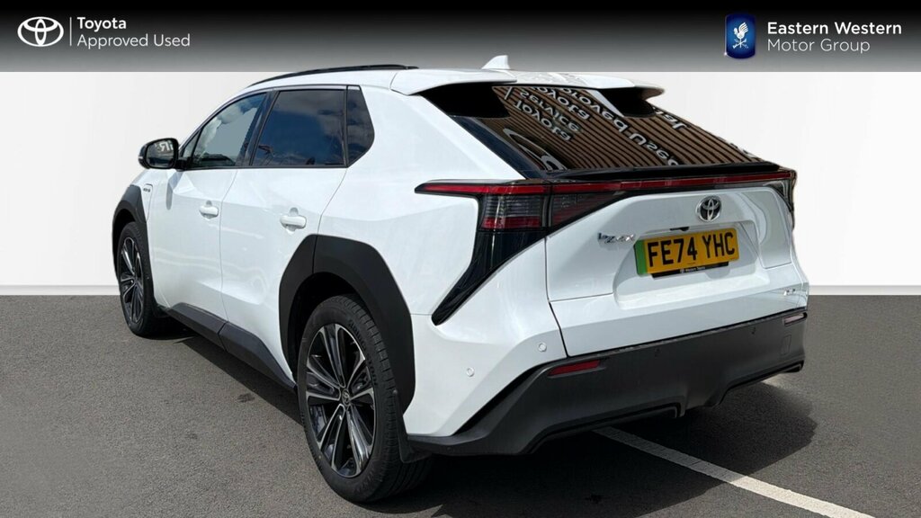 Toyota bZ4X 71.4Kwh Vision Awd 11Kw Obc White #4