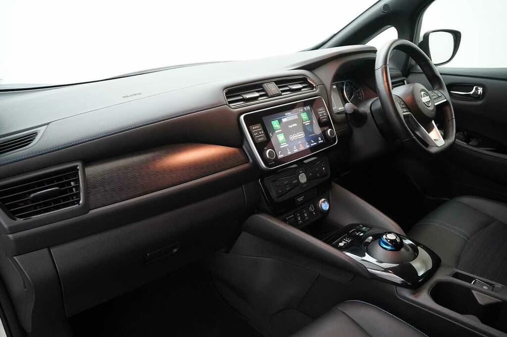 Nissan Leaf E 62Kw N-tec With Pro Pilot Technology And L White #2