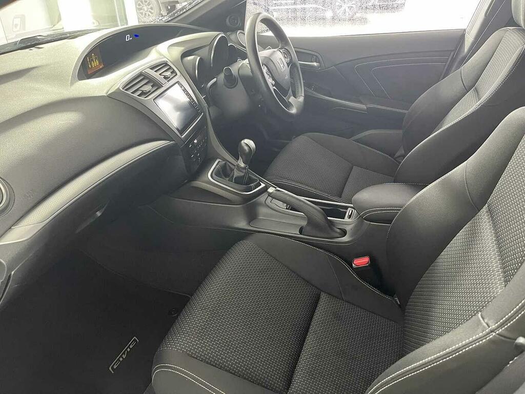 Honda Civic 1.8 I-vtec Sport Nav White #2