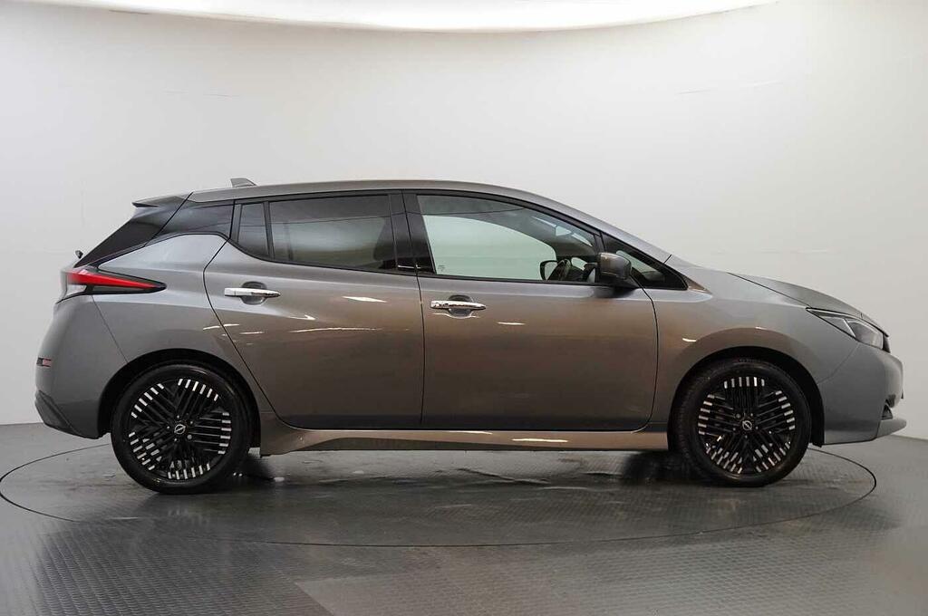 Nissan Leaf 39Kw N-connecta With Sat Nav And 360 View Cam Grey #6