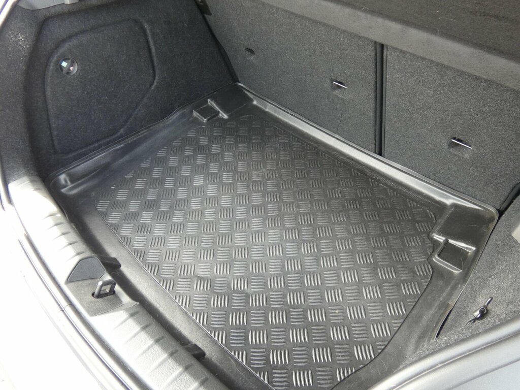 BMW 1 Series 118D M Sport Navservotronic Step Red #18