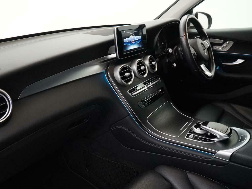 Mercedes-Benz GLC Class Glc 220D 4Matic Sport Premium Silver #3