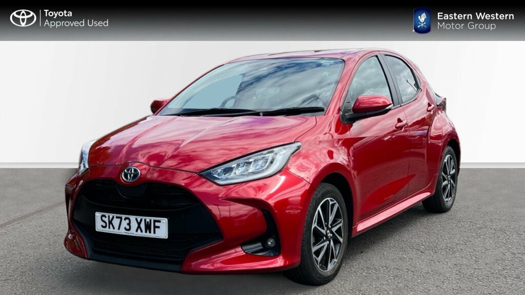 Toyota Yaris 1.5 Vvt-h Design E-cvt Euro 6 Ss SK73XWF Red #3
