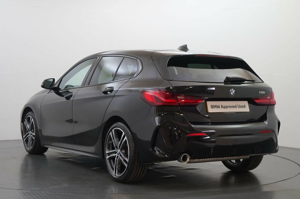 BMW 1 Series 1.5 118I M Sport Lcp Hatchback Black #3