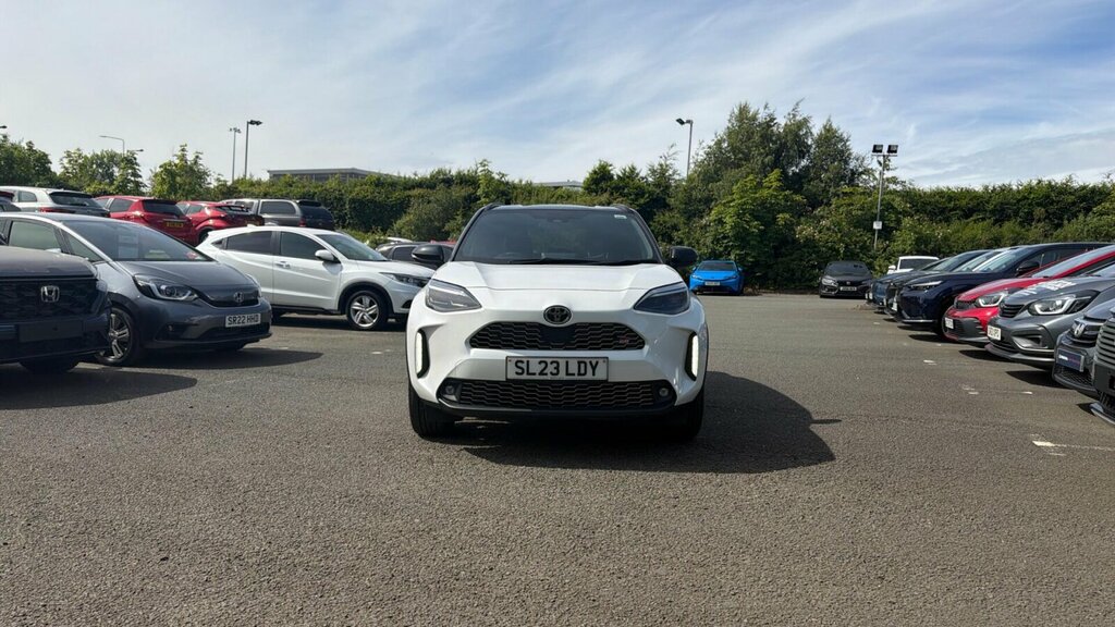 Toyota Yaris Cross 1.5 Vvt-h Gr Sport E-cvt Euro 6 Ss SL23LDY White #2