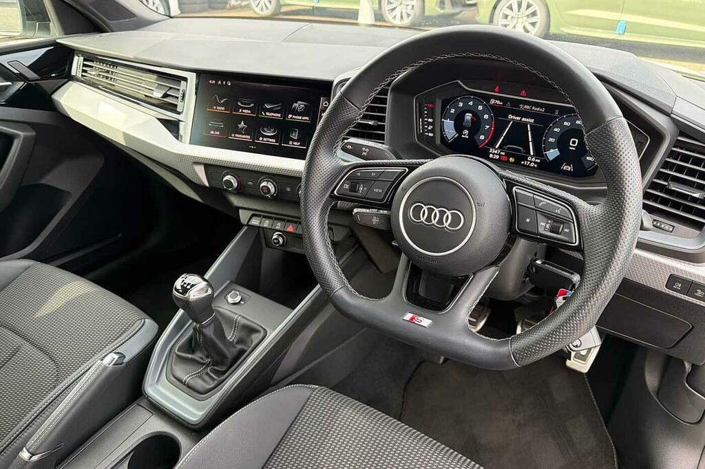 Audi A1 Black Edition 30 Tfsi 110 Ps 6-Speed White #6