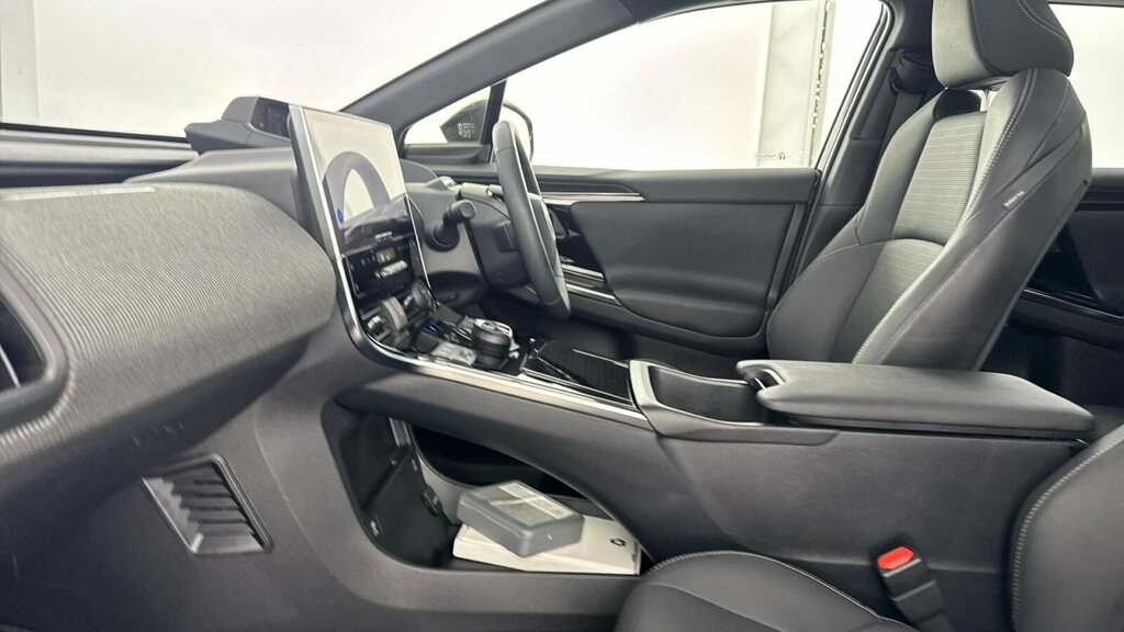 Toyota bZ4X 71.4Kwh Vision Awd 11Kw Obc Black #5