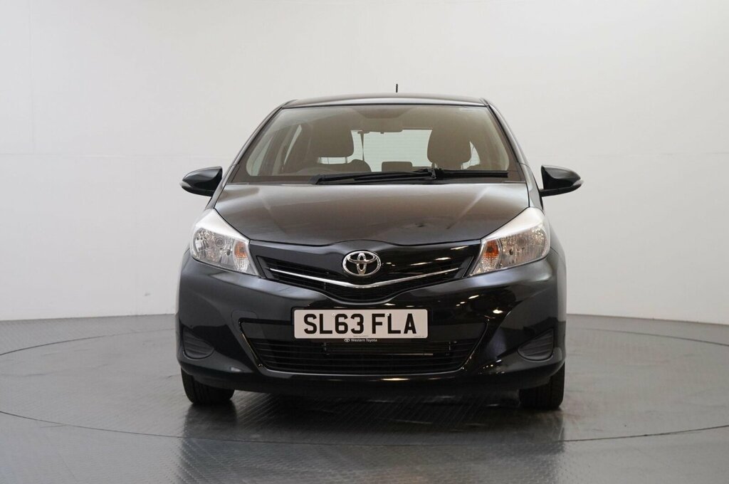 Toyota Yaris Tr White #2