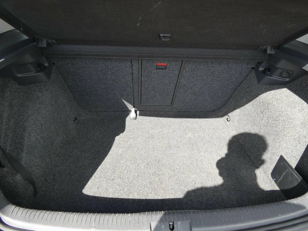 Volkswagen Golf S Silver #27
