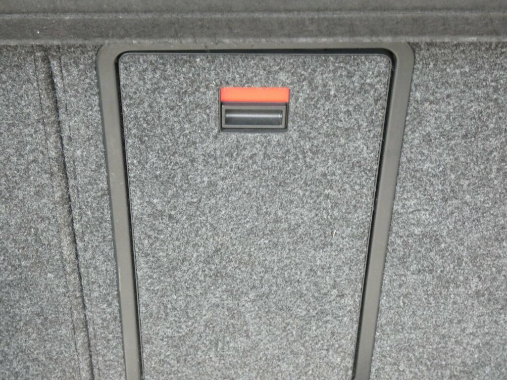 Volkswagen Golf S Silver #29