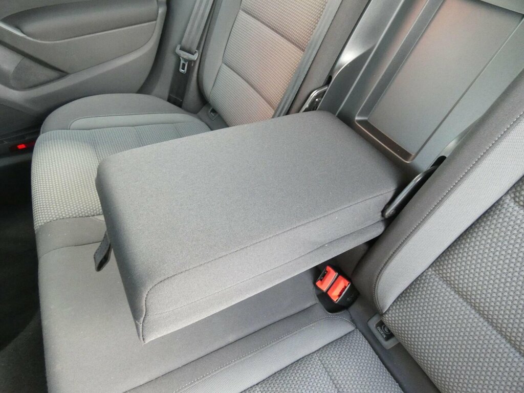 Volkswagen Golf S Silver #25