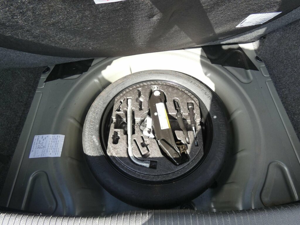 Volkswagen Golf S Silver #28