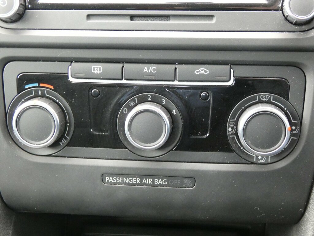 Volkswagen Golf S Silver #40