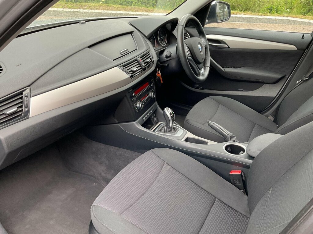 BMW X1 Black #32