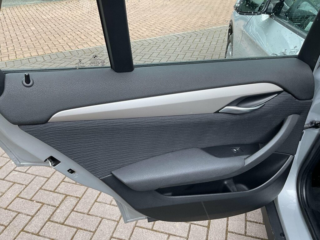 BMW X1 Black #21