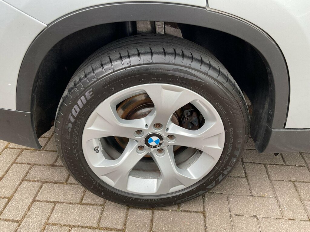 BMW X1 Black #24