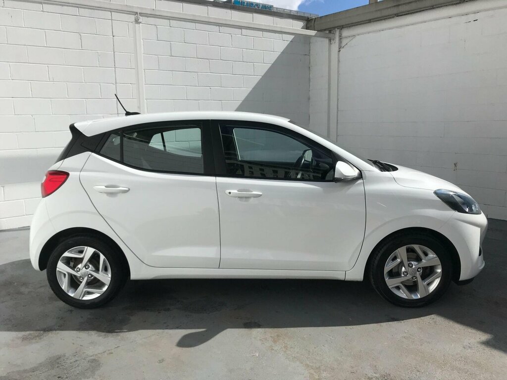 Hyundai I10 1.0 Se Connect Euro 6 Ss White #6