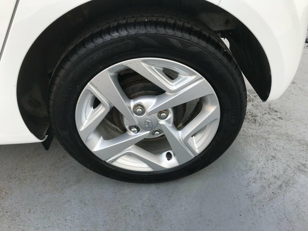 Hyundai I10 Mpi Premium Grey #18