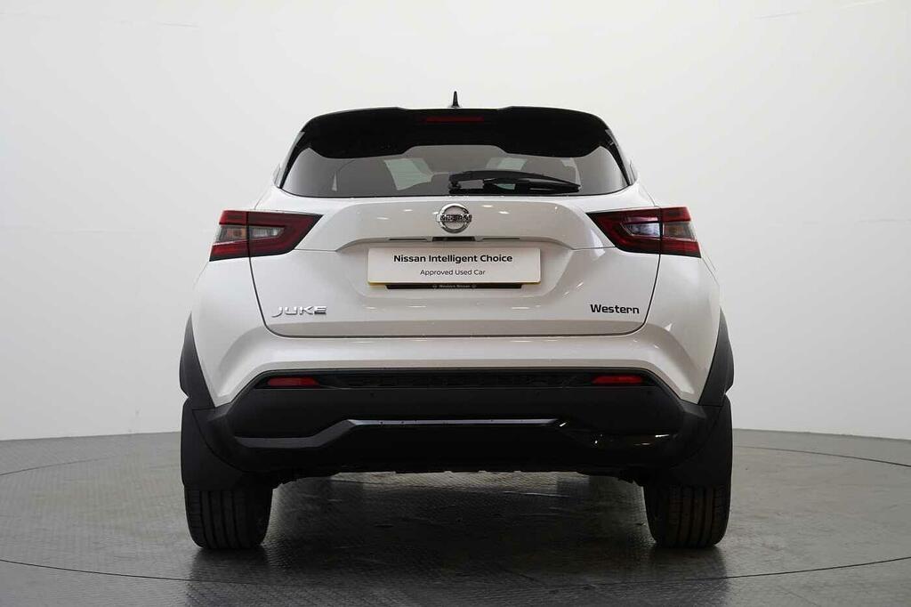Nissan Juke Acenta White #6