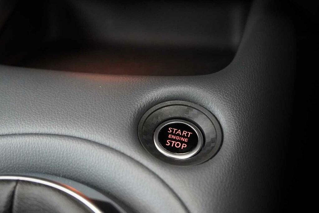 Nissan Juke Acenta White #26