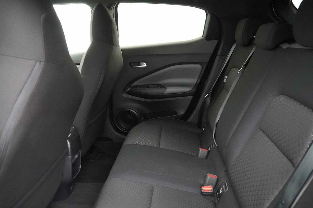 Nissan Juke Acenta White #18