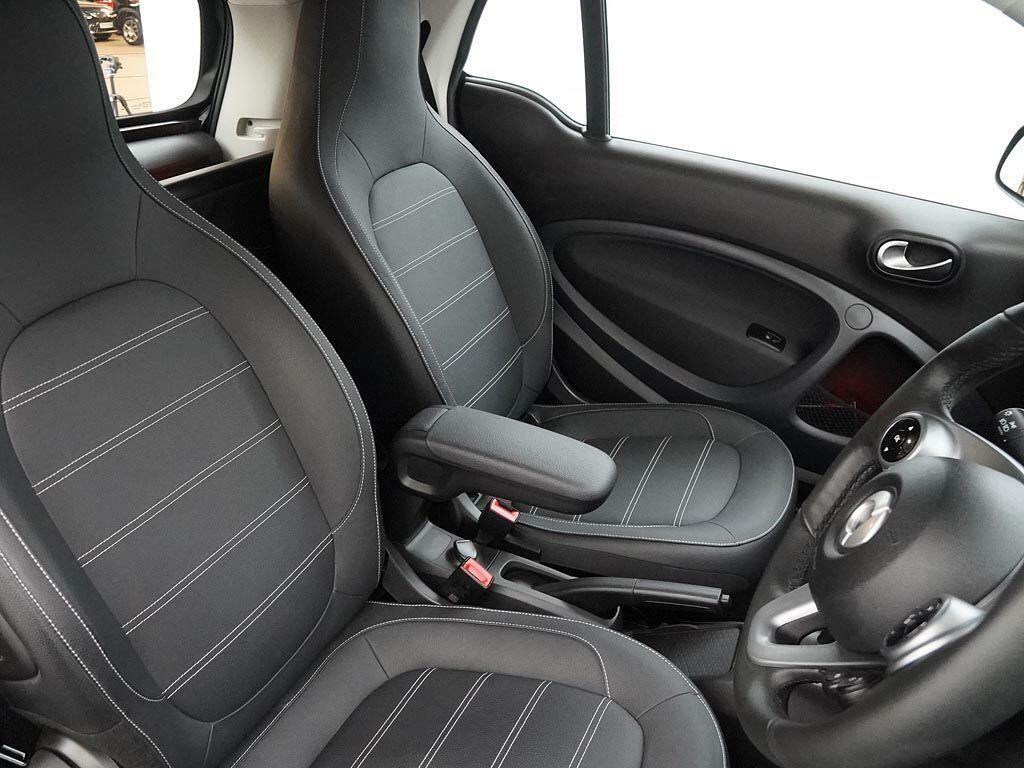 Smart Fortwo Coupe Eq Fortwo Pulse Premium Black #13