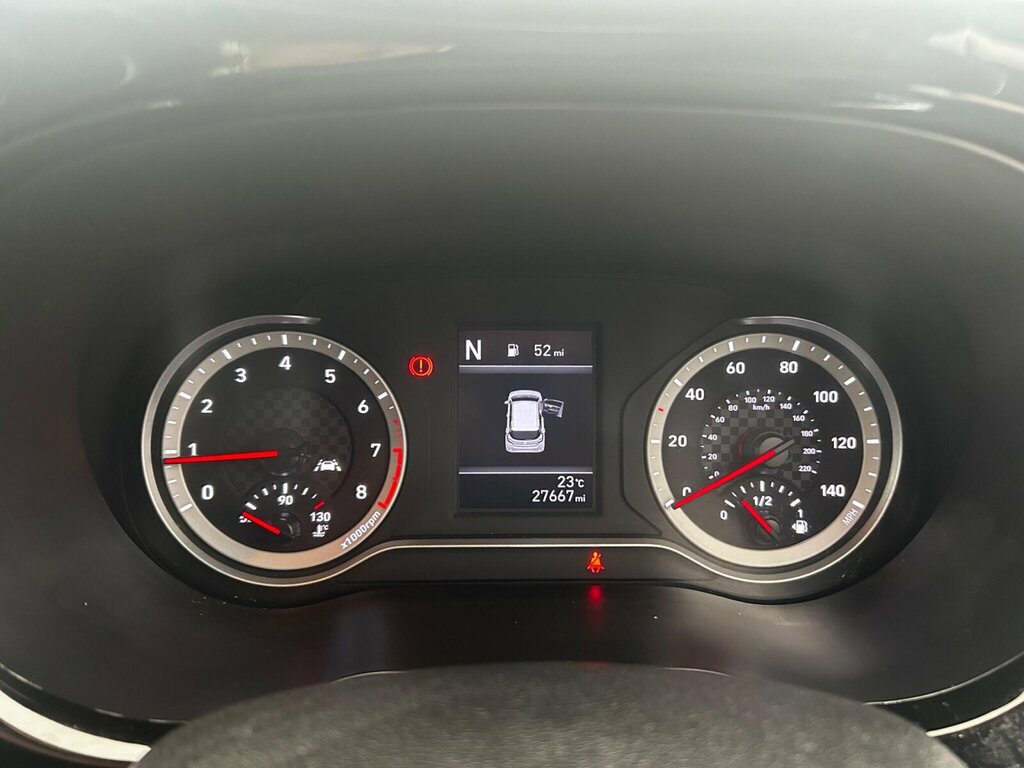 Hyundai I10 Hatchback Green #20