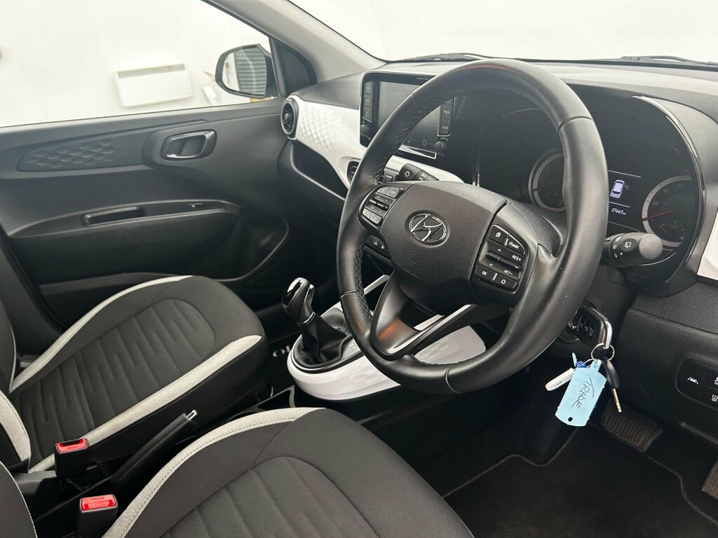 Hyundai I10 Hatchback Green #8