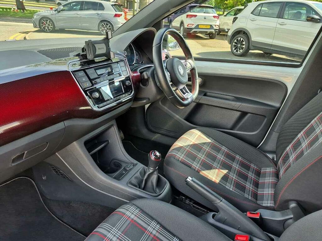 Volkswagen Up Gti 1.0 Tsi 115Ps Tsi 6-Speed White #2
