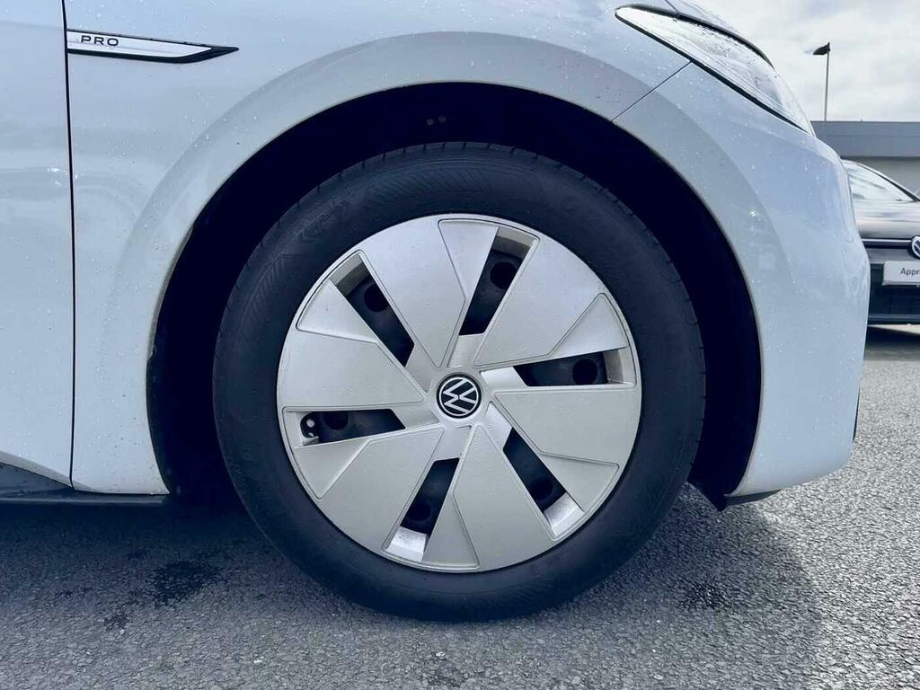 Volkswagen ID.3 150Kw Family Pro Performance ND70VNR White #5
