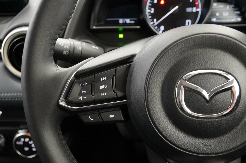 Mazda 2 1.5 E-skyactiv G Mhev Sport Silver #23