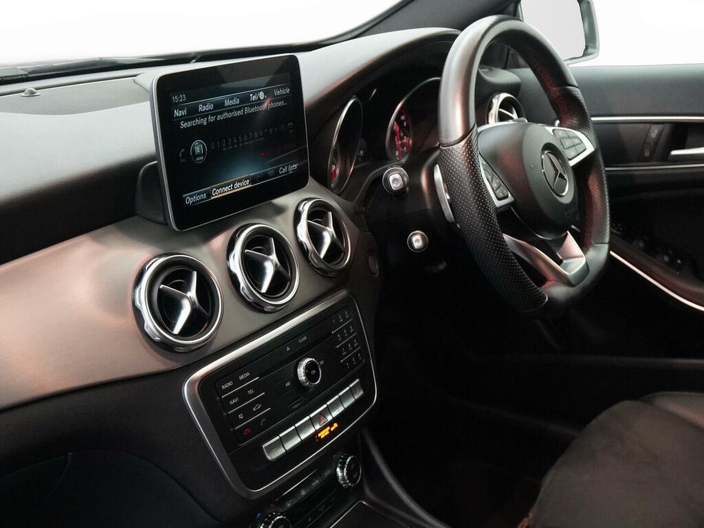 Mercedes-Benz GLA Class Gla 220 D 4Matic Amg Line Grey #3